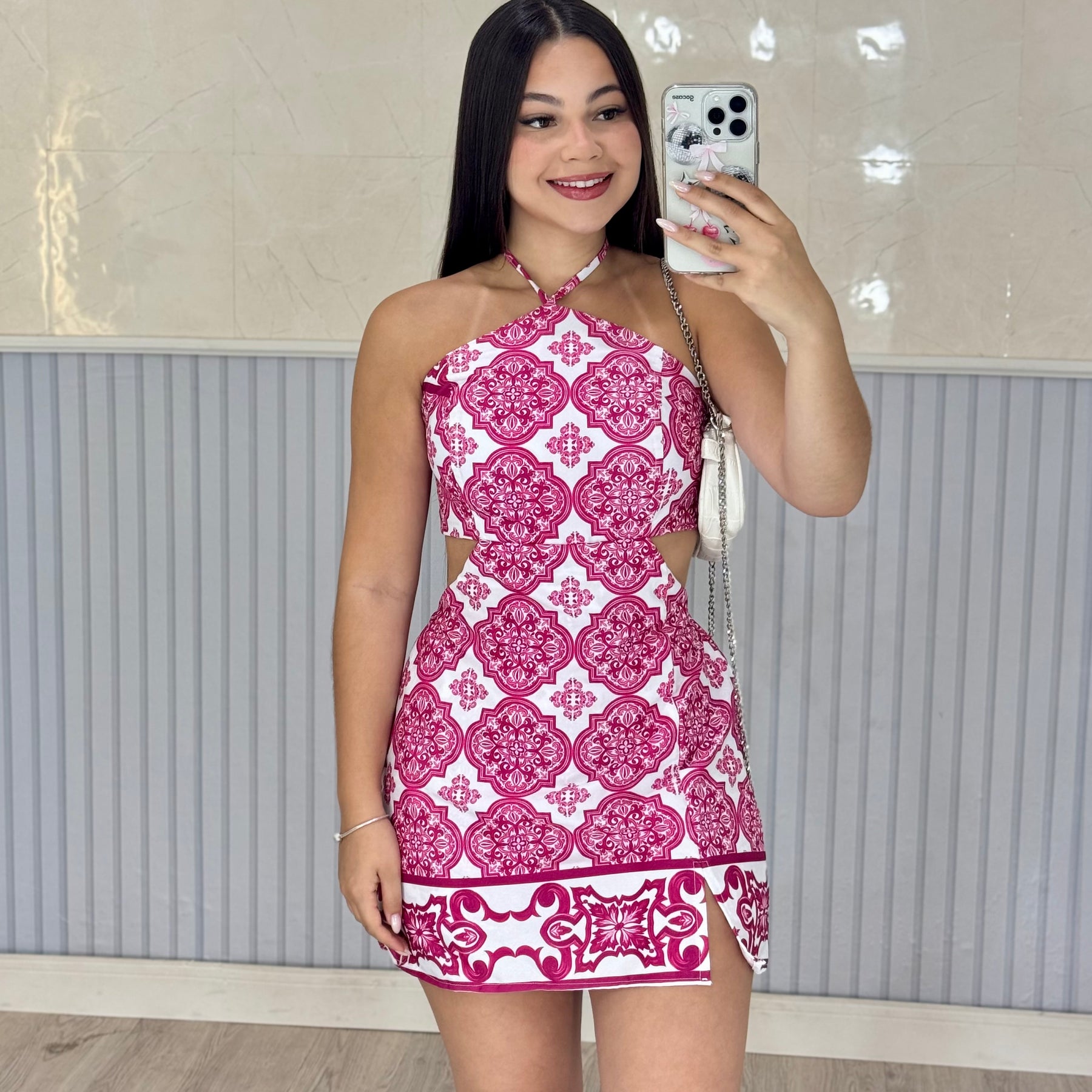 Macaquinho Com Aberturas Laterais e Fenda Melissa