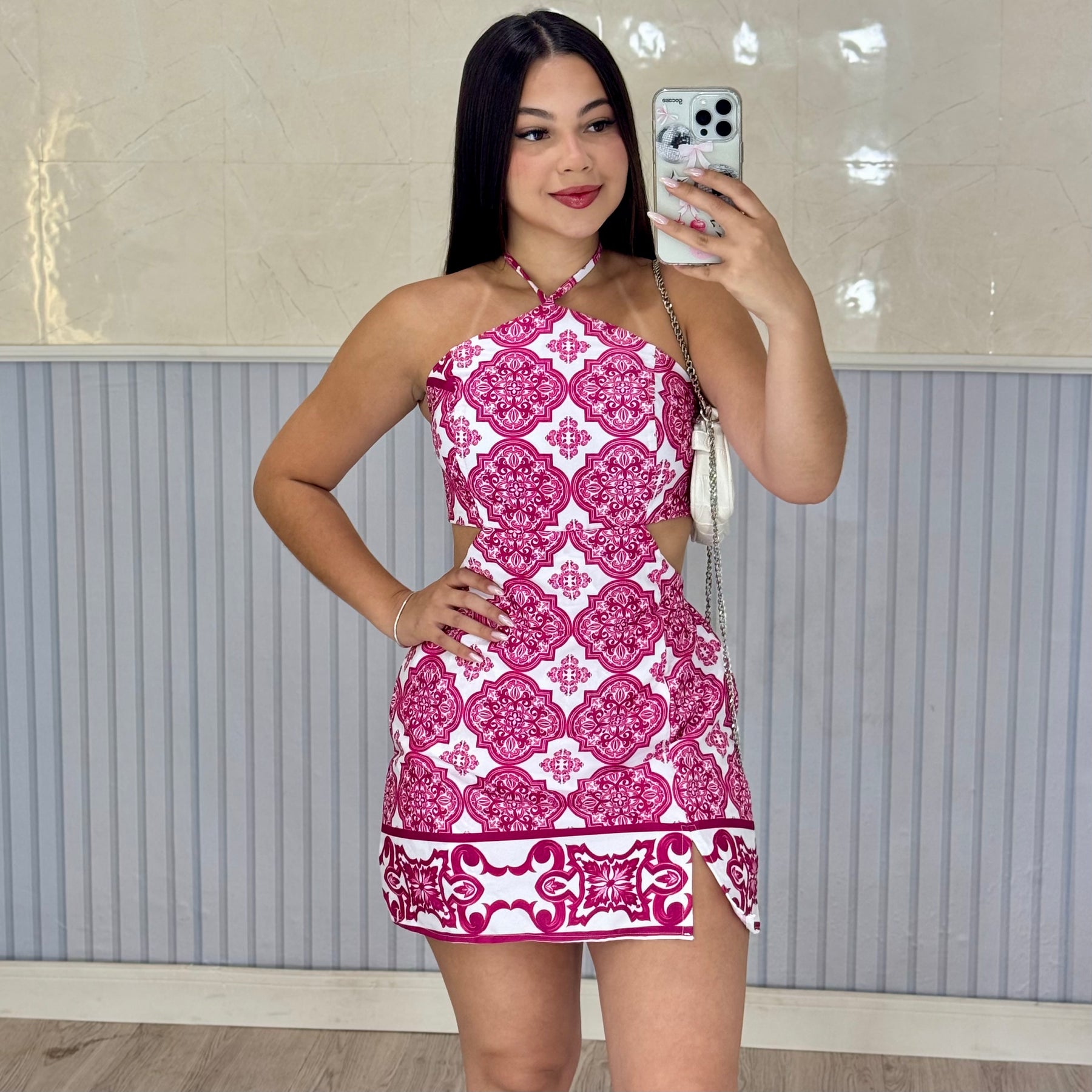 Macaquinho Com Aberturas Laterais e Fenda Melissa