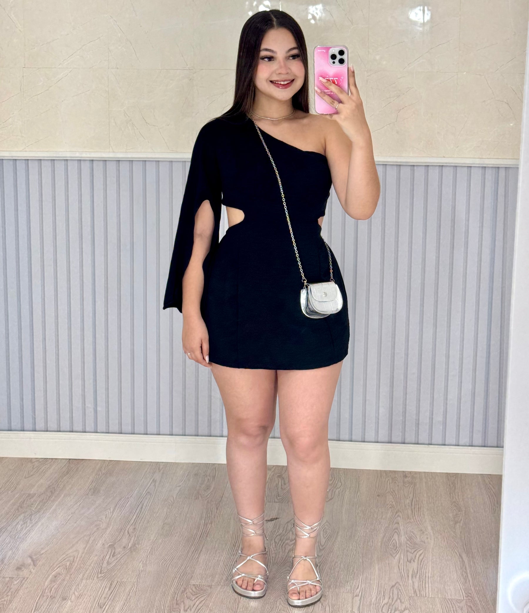 Macaquinho Com Abertura Lateral Bárbara