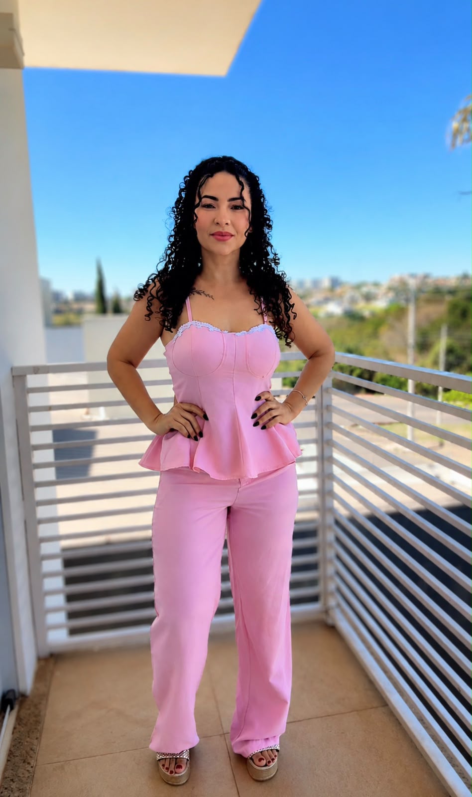 Conjunto Feminino Susane Rosa Sensorial Amarant com Blusa Peplum Corset e Calça Pantalona