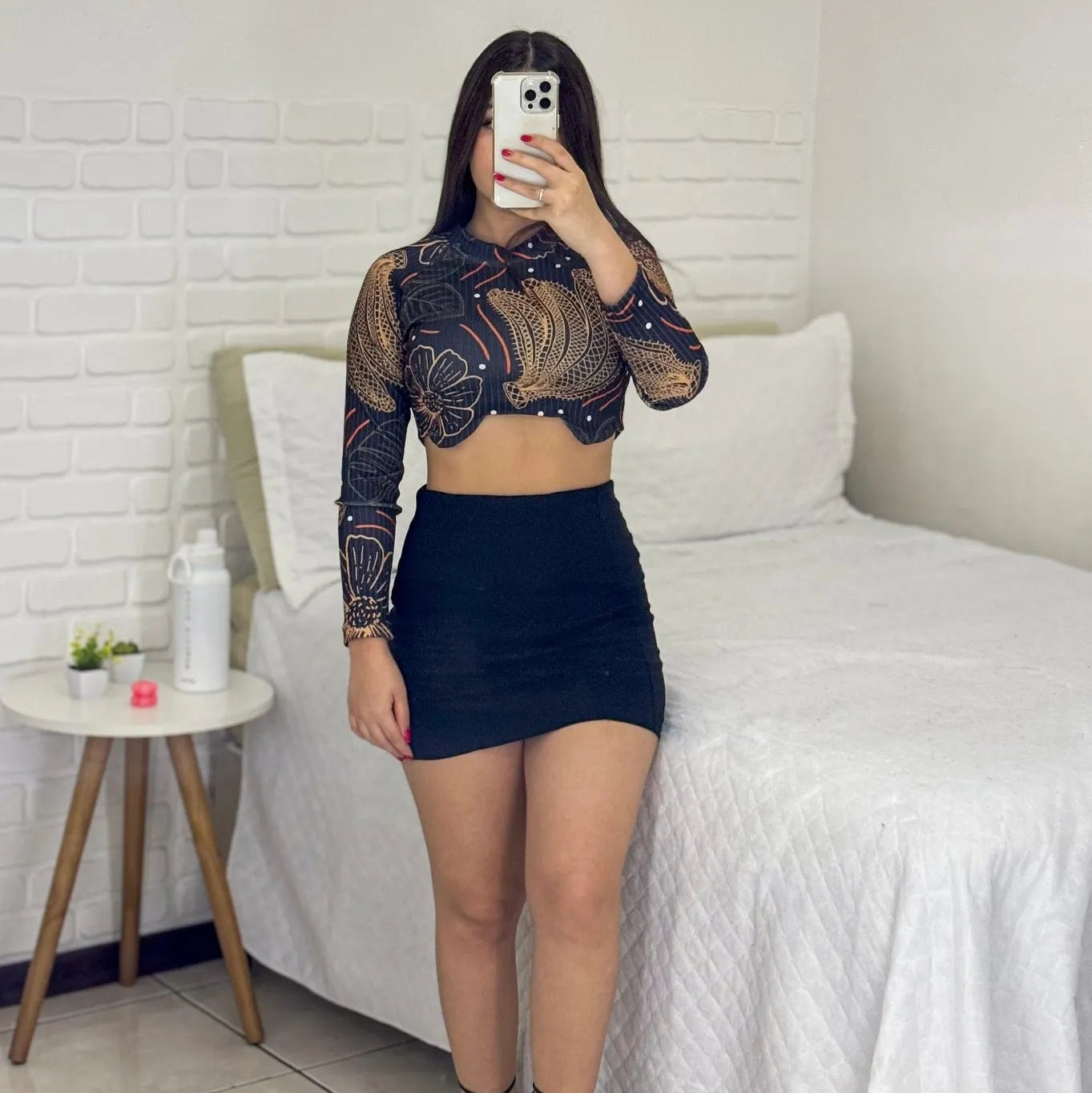 cropped feminino, cropped canelado, cropped manga longa, cropped de alça, cropped justo, cropped ombro a ombro, cropped com bojo, cropped frente única