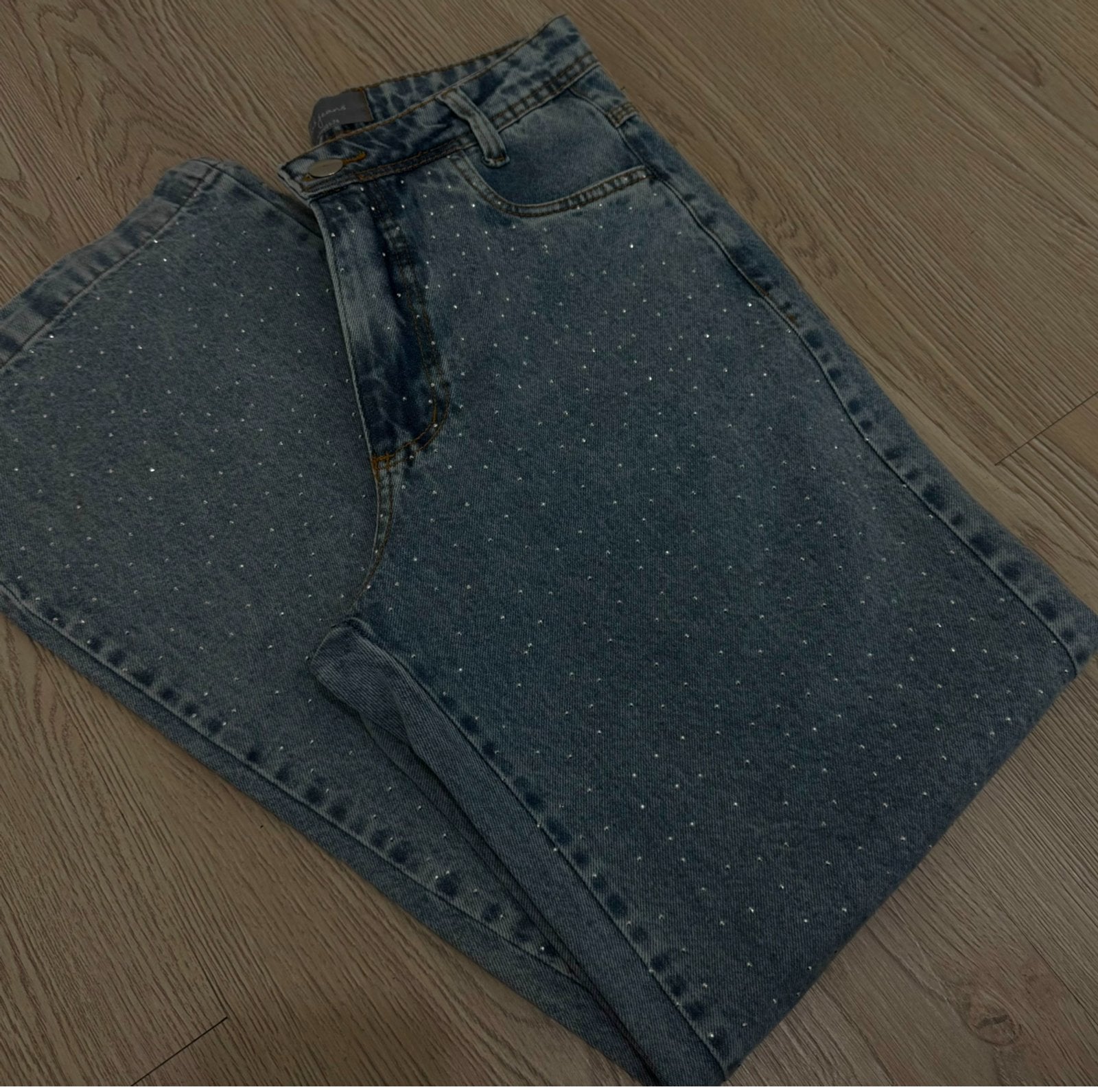 calça wide leg, calça wide leg feminina, calça wide leg jeans, calça wide leg cintura alta, calça wide leg alfaiataria, calça wide leg preta, calça wide leg de linho, calça wide leg com elastano, calça wide leg rasgada, calça wide leg clara