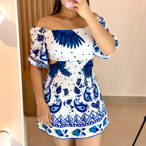 Vestido Curto Lastex Com Abertura Lateral