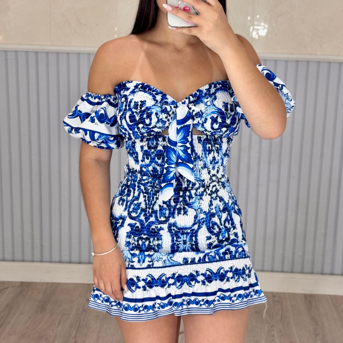 Vestido Curto Lastex Maju