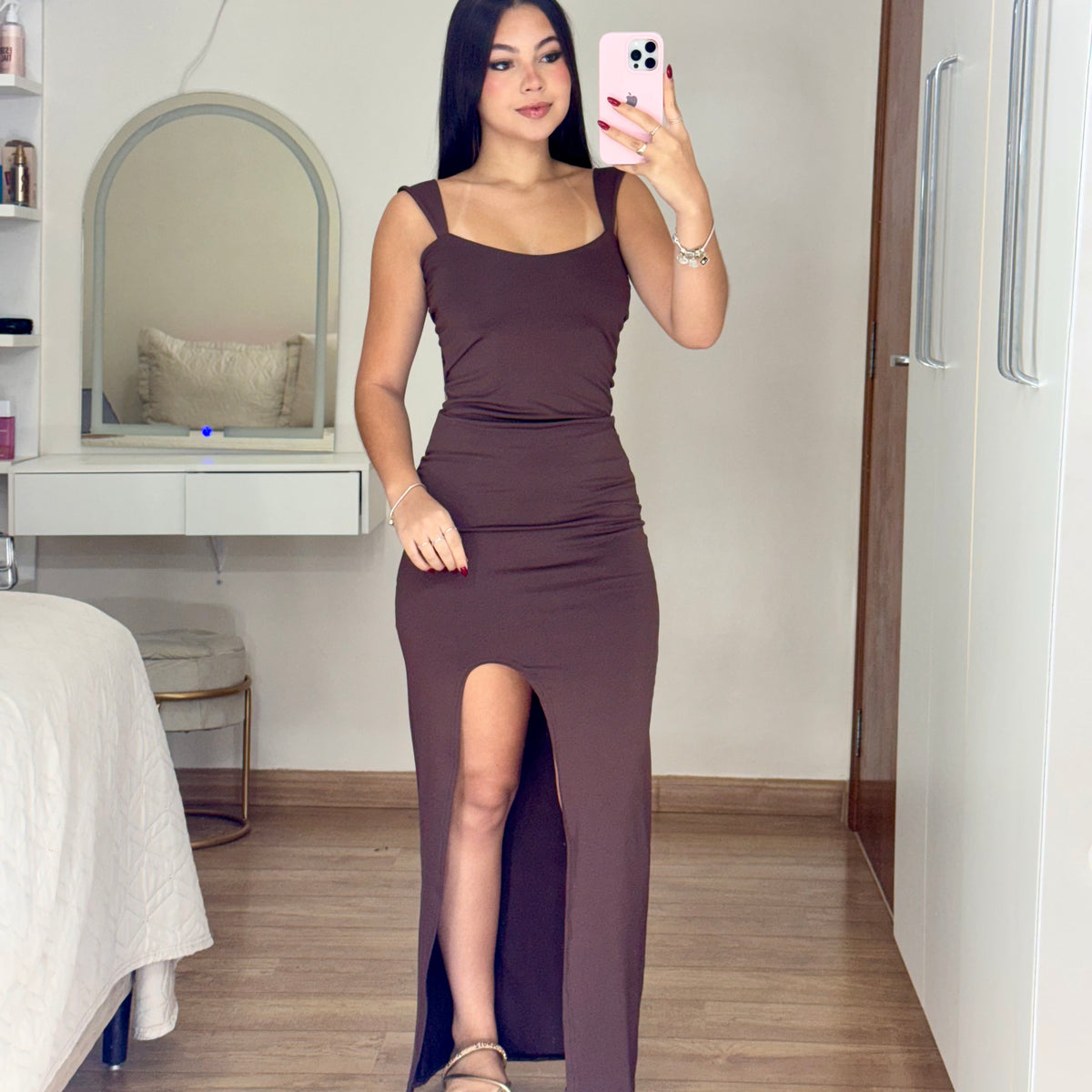 Vestido Longo Com Fenda Suplex