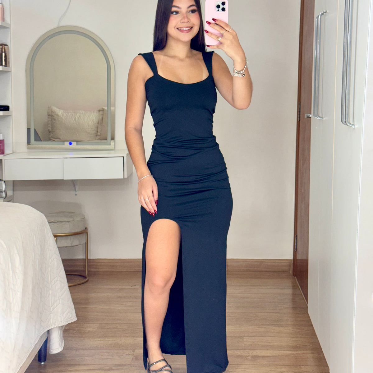 Vestido Longo Com Fenda Suplex