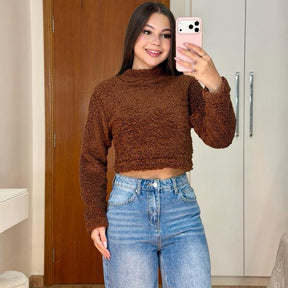 Blusa Pelinho Modelo Cropped de Frio