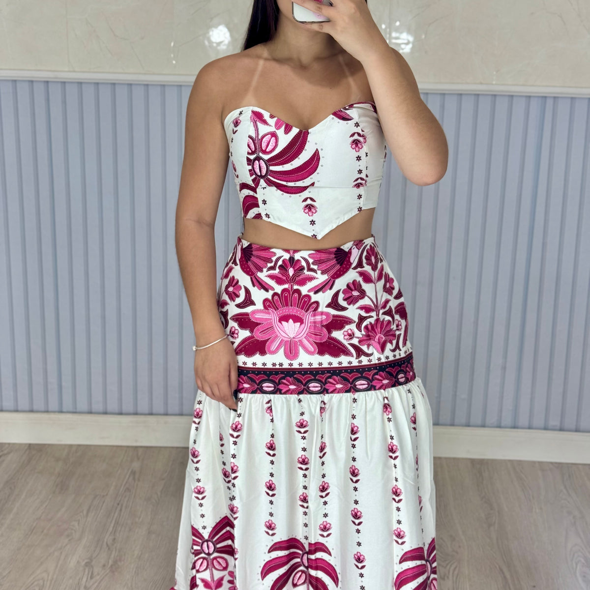 Conjunto Cropped e Saia Longa Marcela