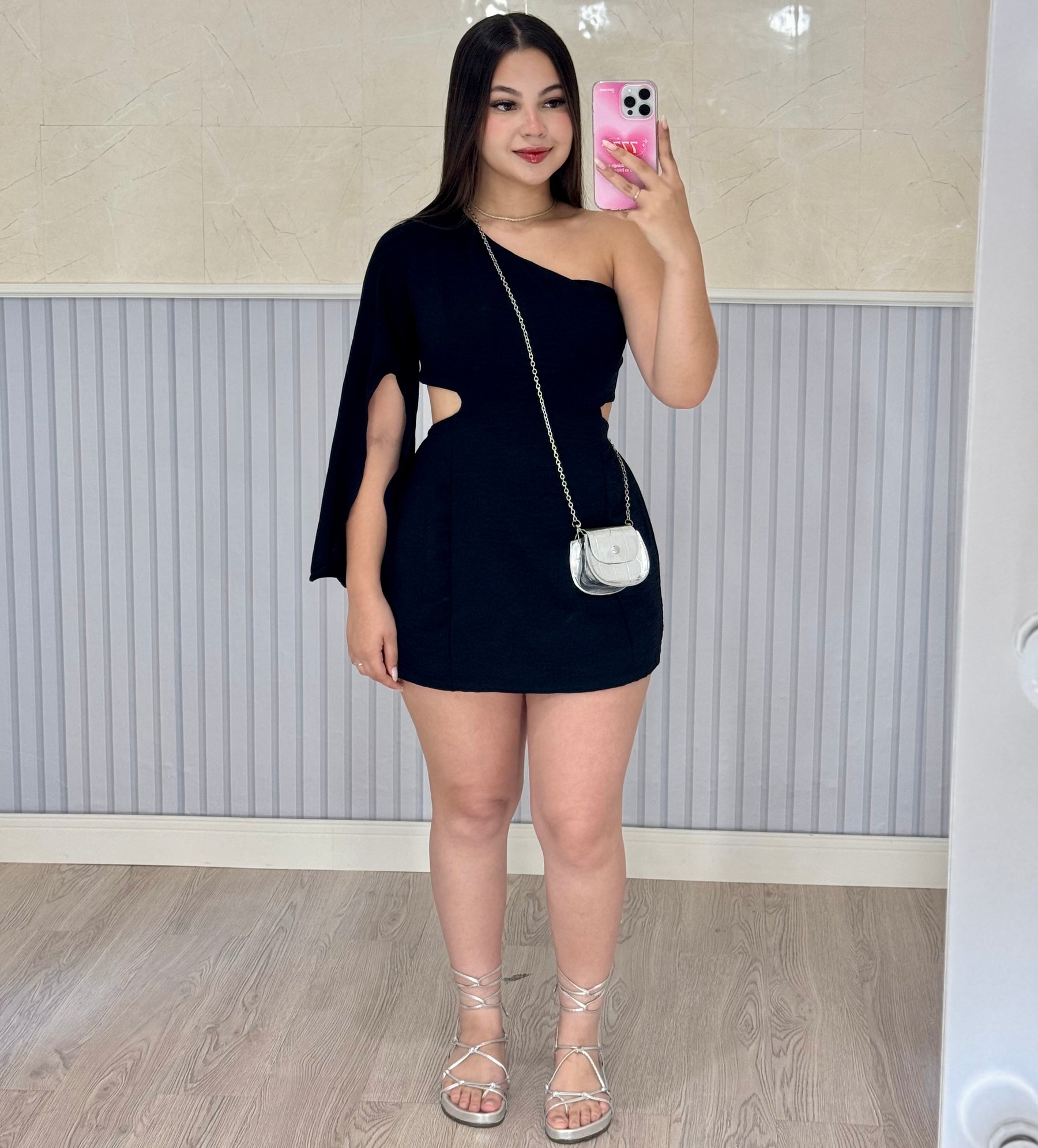 Macaquinho Com Abertura Lateral Bárbara