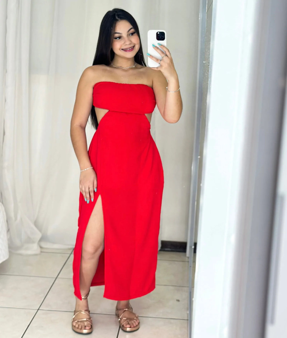 vestido feminino, vestido longo, vestido midi, vestido curto, vestido de festa, vestido casual, vestido, vestido de verão, vestido justo,  vestido estampado, vestido com fenda, vestido preto, vestido branco, vestido básico,