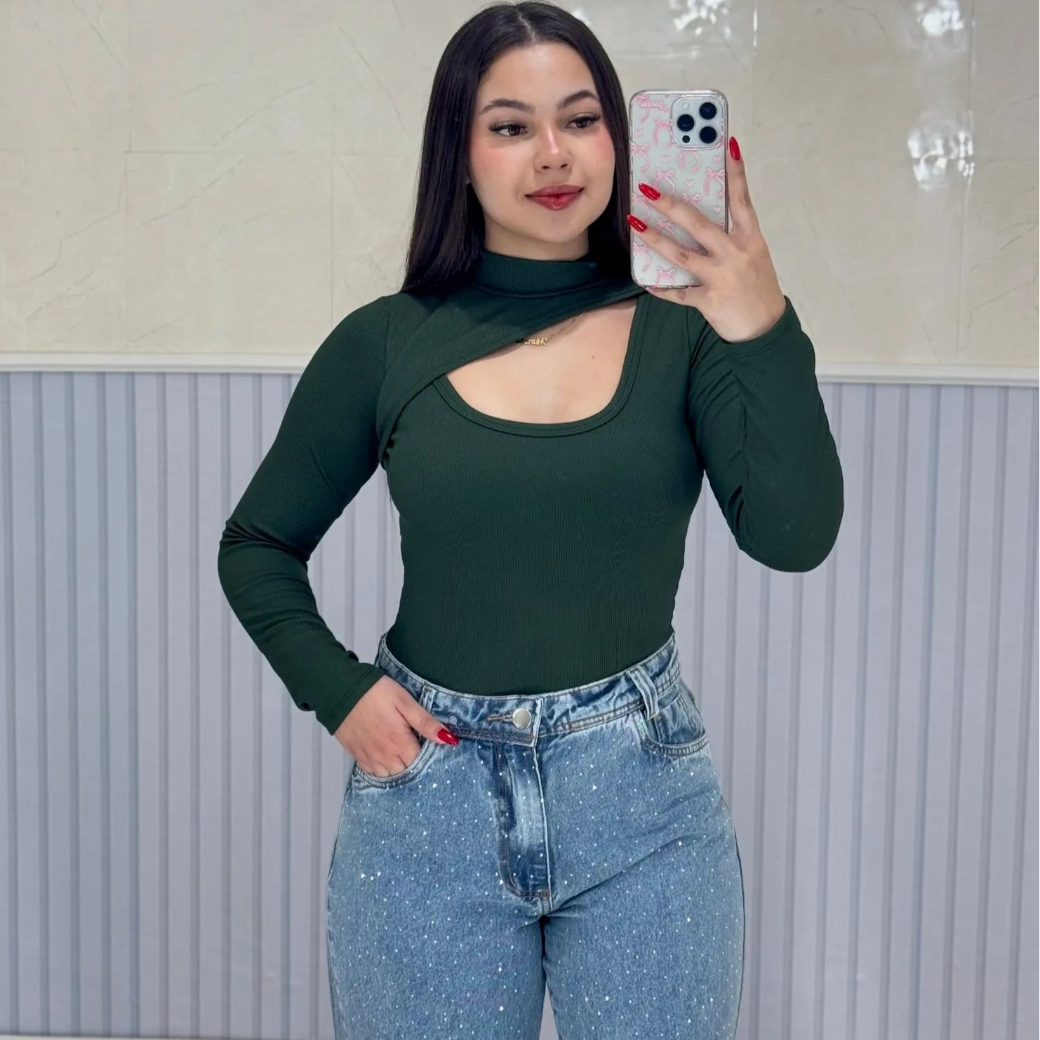 body feminino, body cavado, body preto, body com bojo, body canelado, body decotado, body frente única, body para festa